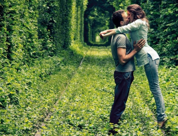 Тунель кохання — зелена казка Рівненщини